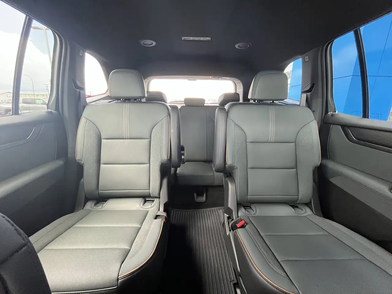 GMC Acadia снимка GMC Acadia