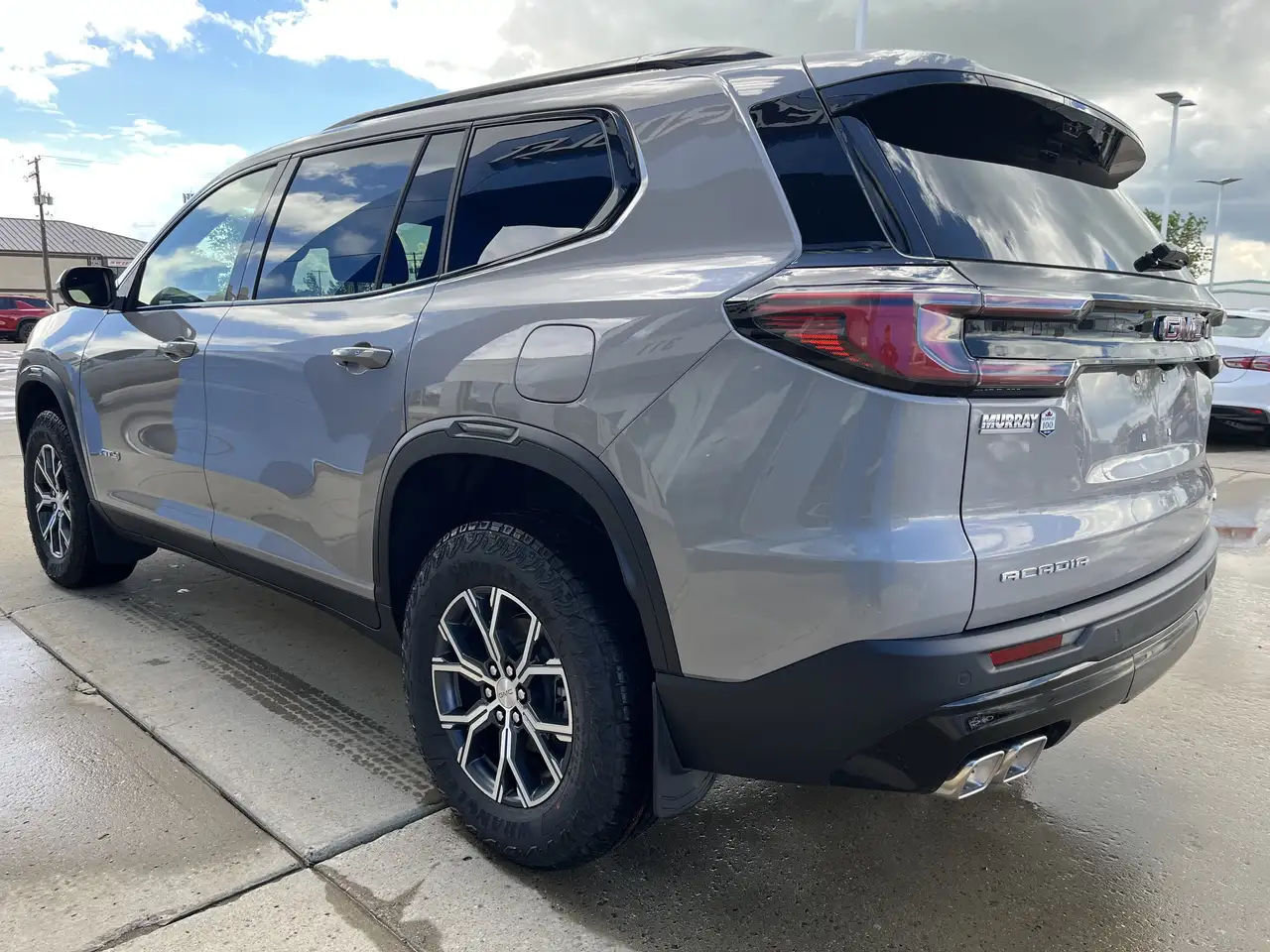 GMC Acadia снимка GMC Acadia