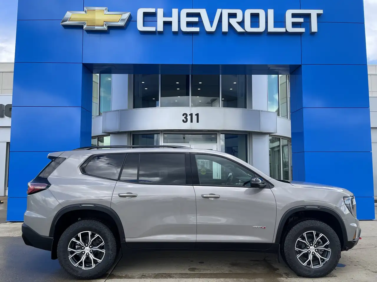 GMC Acadia снимка GMC Acadia