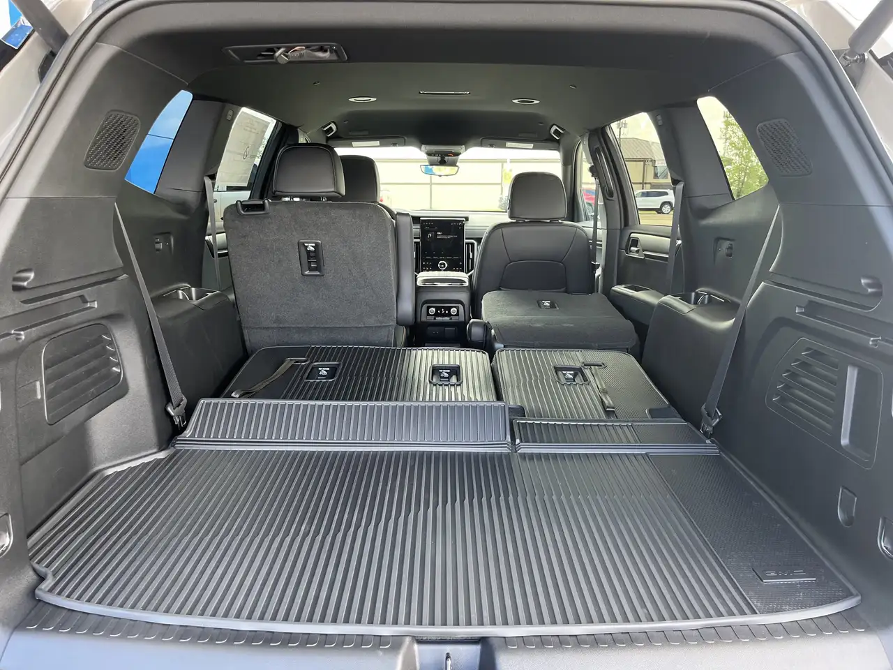 GMC Acadia снимка GMC Acadia
