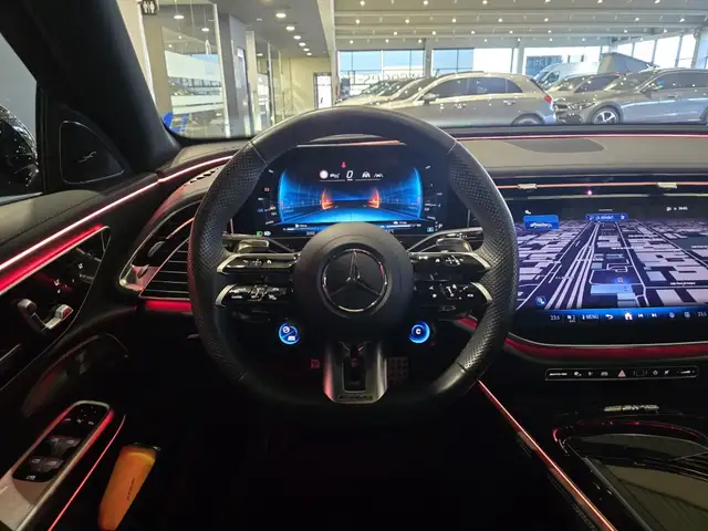 Mercedes-Benz E-Class view 23
