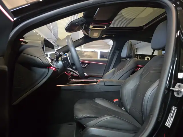 Mercedes-Benz E-Class view 20