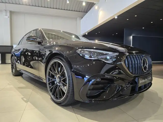 Mercedes-Benz E-Class view 8