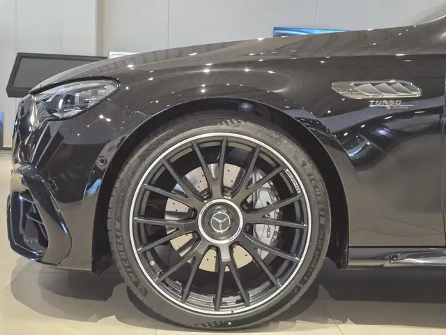 Mercedes-Benz E-Class view 10
