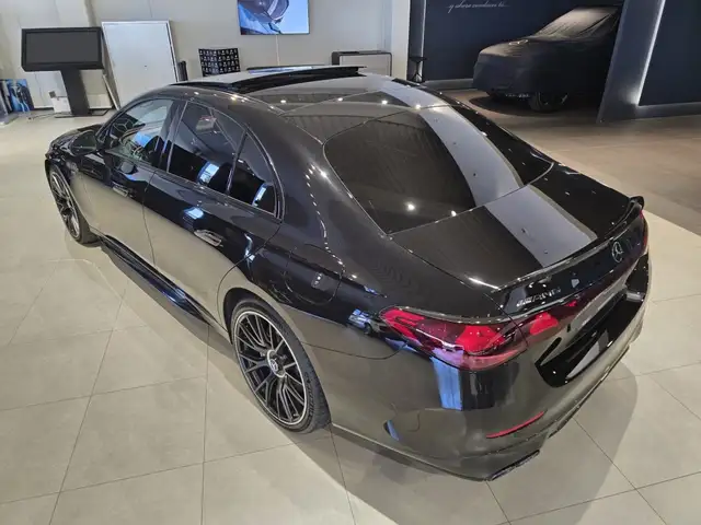 Mercedes-Benz E-Class view 17