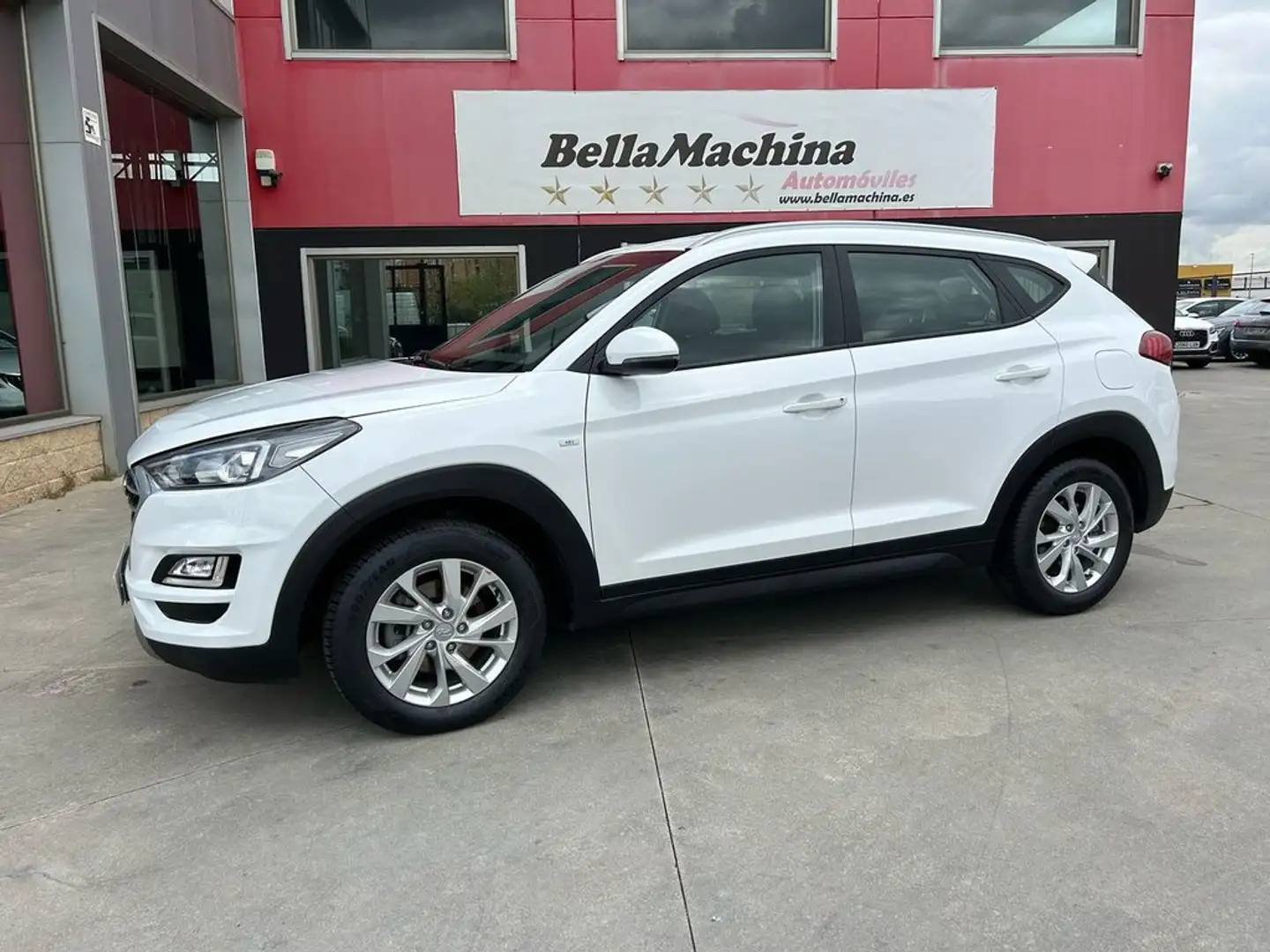 Hyundai TUCSON 1.6 CRDI 85kW (116CV) 48V SLE 4X2 Blanco - 2
