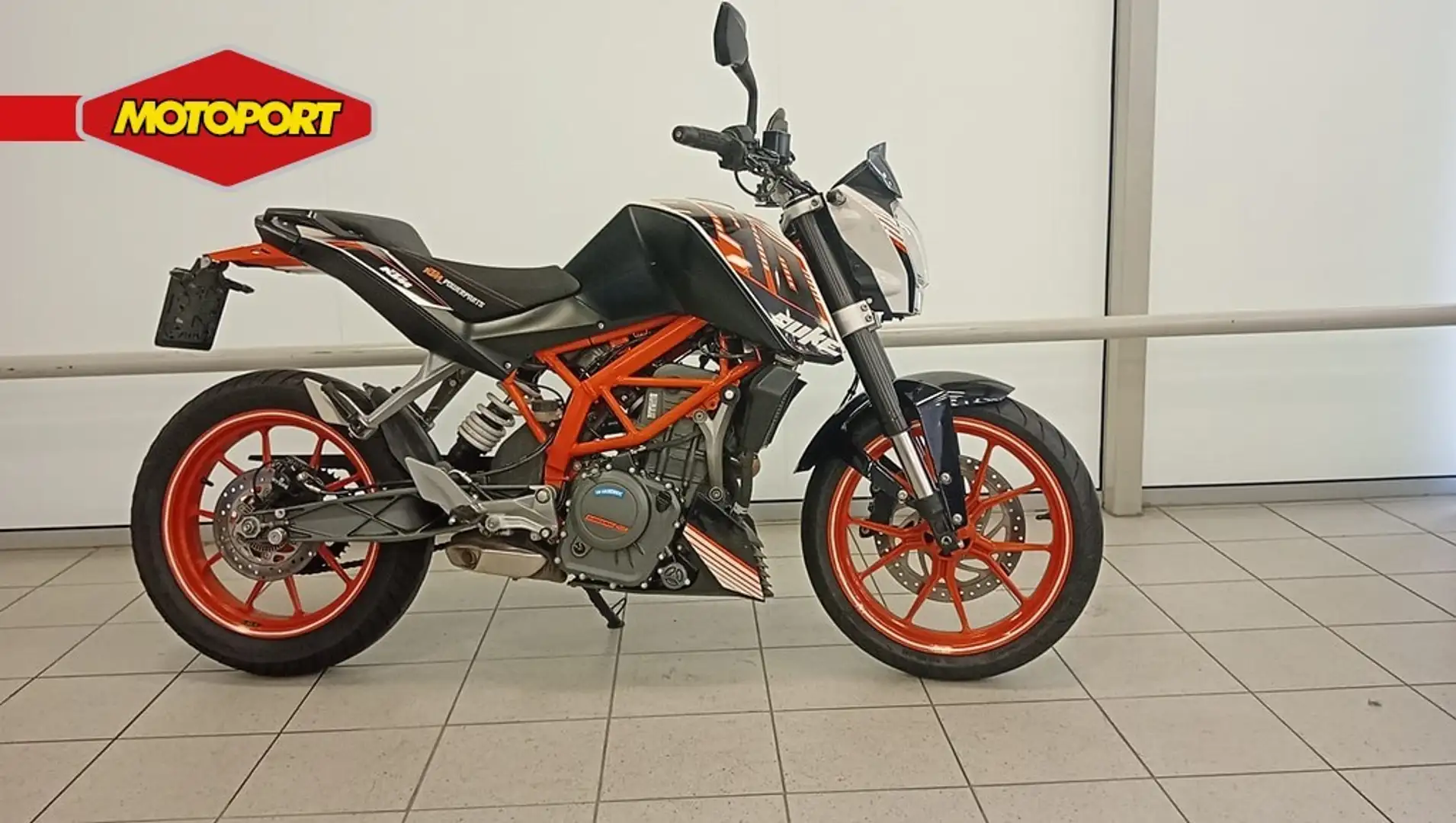 KTM 390 Duke Oranje - 1