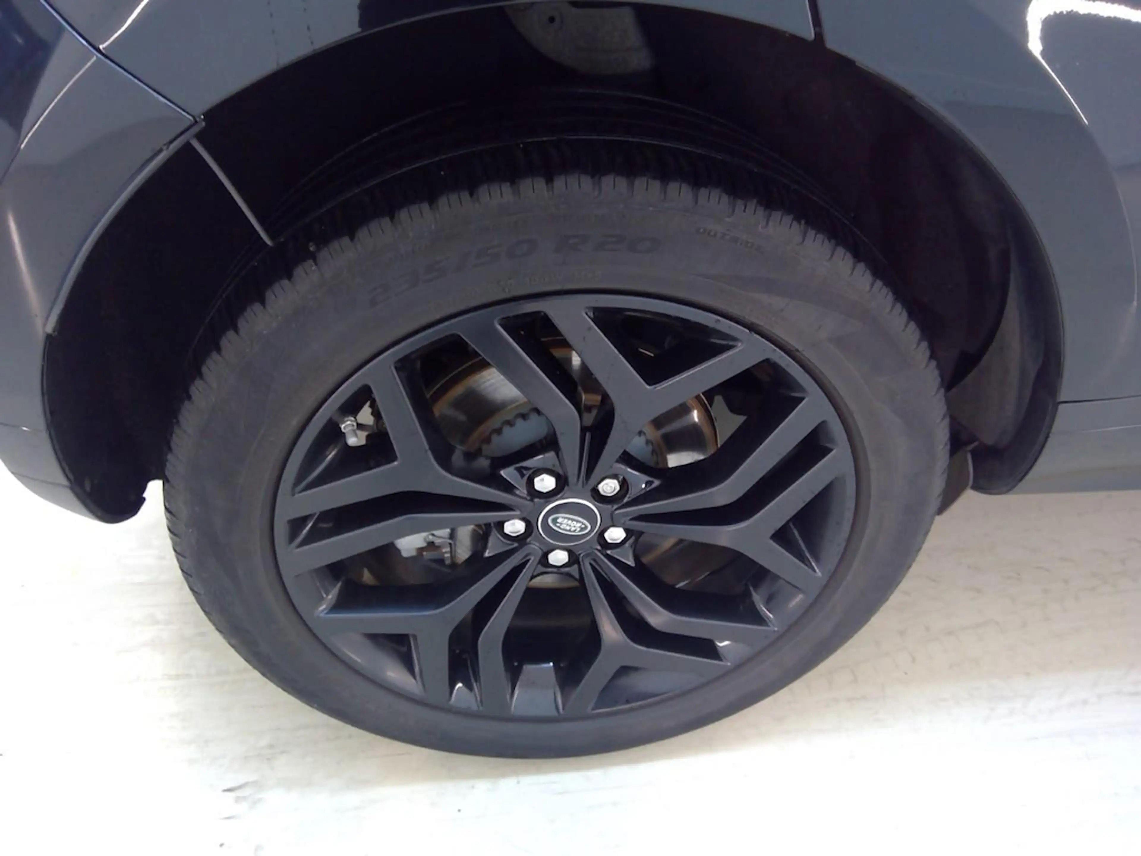 Land Rover Range Rover Evoque 1.5 P300e PHEV AWD NL-AUTO | BLACK PACK | SURROUND — photo 12