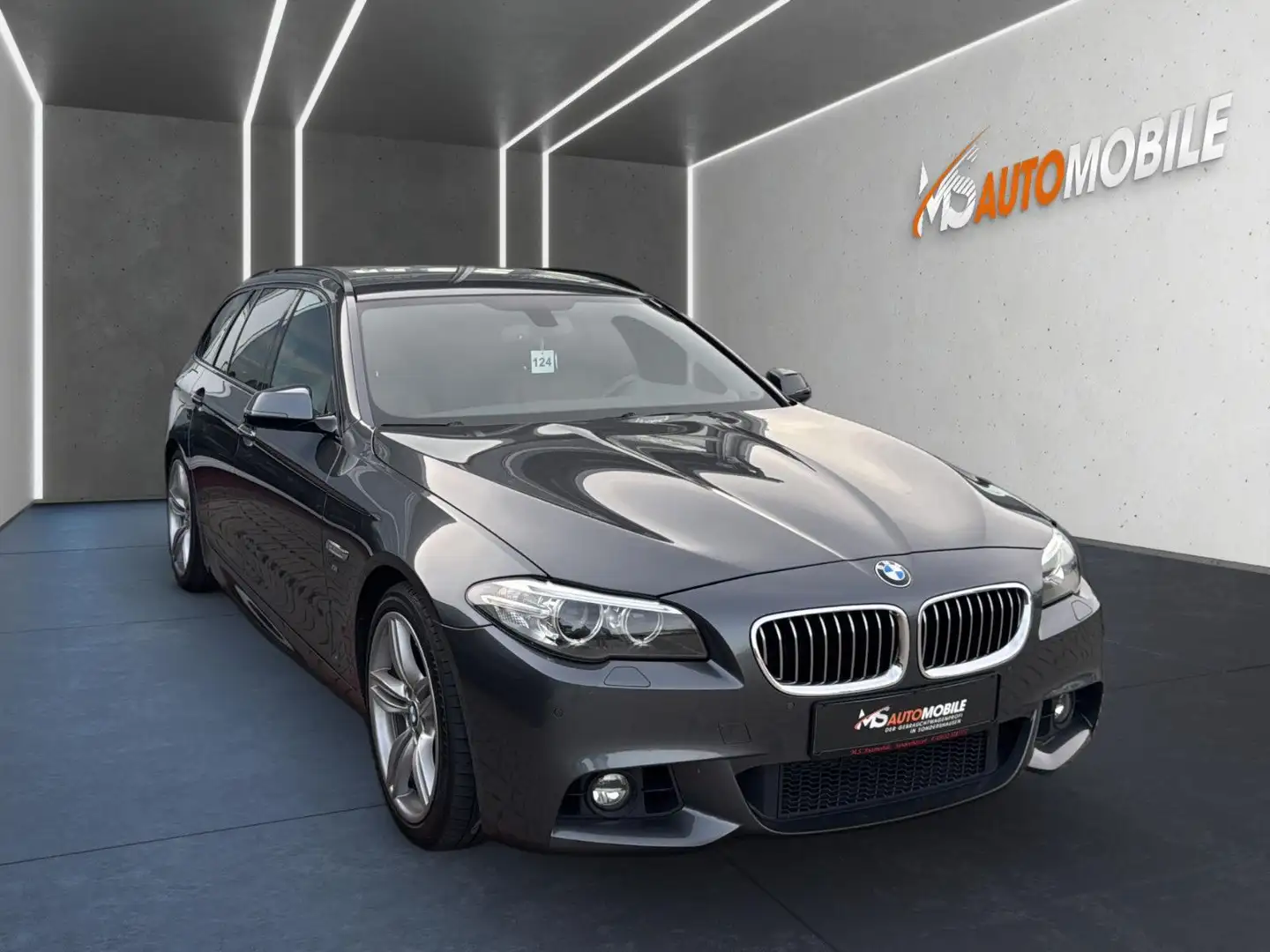 BMW 535 i Touring M Sport+BI-XENON+H&K+SCHALTER+KAMER Gris - 2