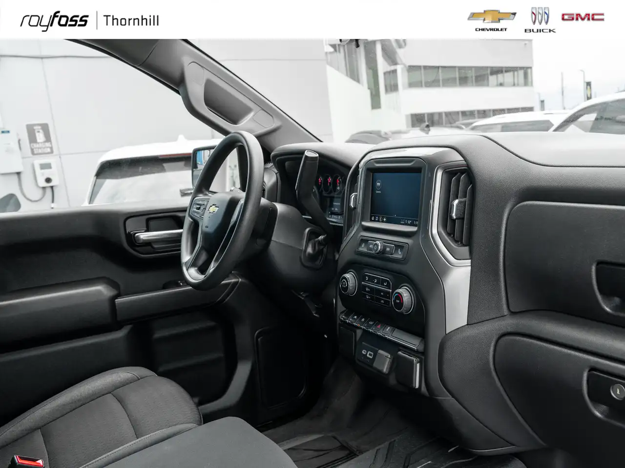 Chevrolet Silverado 1500 снимка Chevrolet Silverado 1500