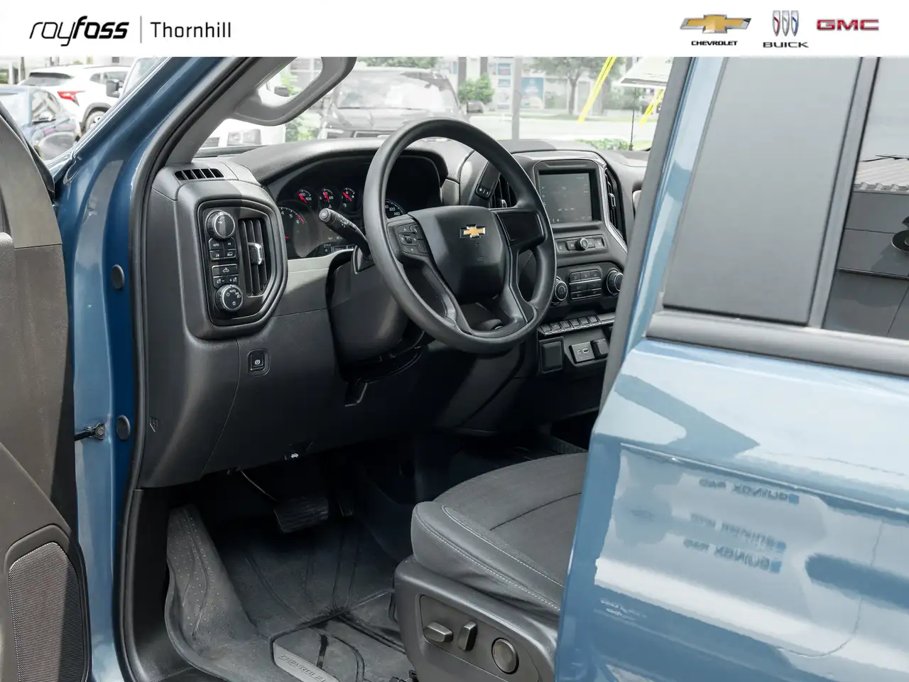 Chevrolet Silverado 1500 снимка Chevrolet Silverado 1500