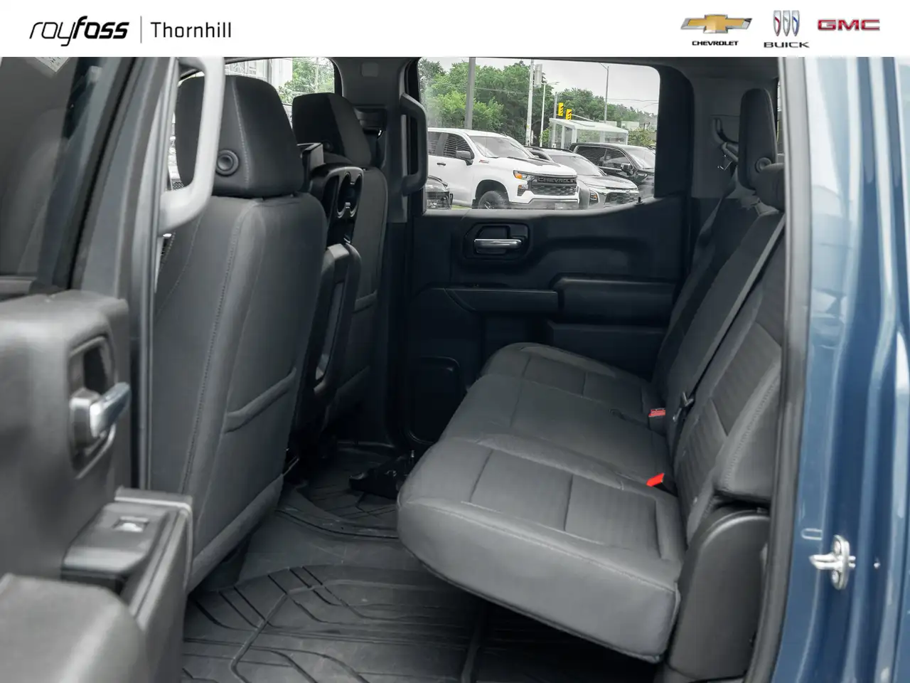 Chevrolet Silverado 1500 снимка Chevrolet Silverado 1500