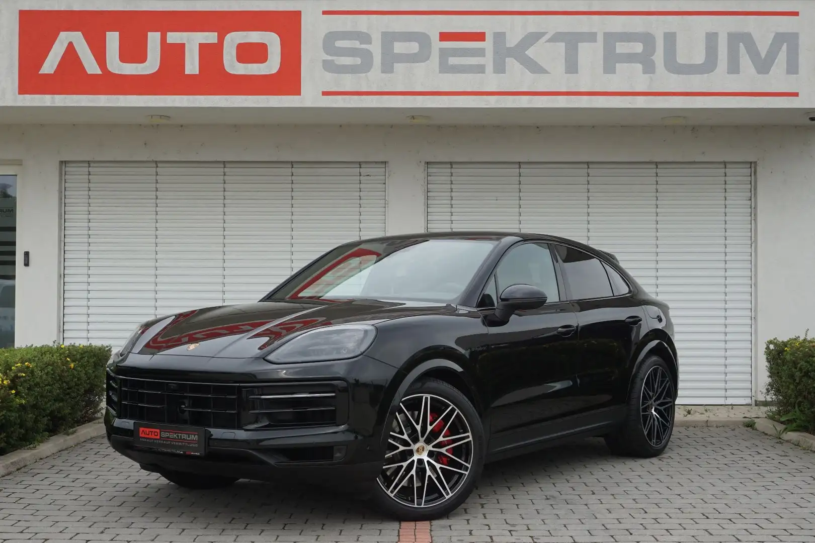 Porsche Cayenne Coupe III S E-Hybrid Aut | € 1087 mtl | Sport-AGA Schwarz - 1