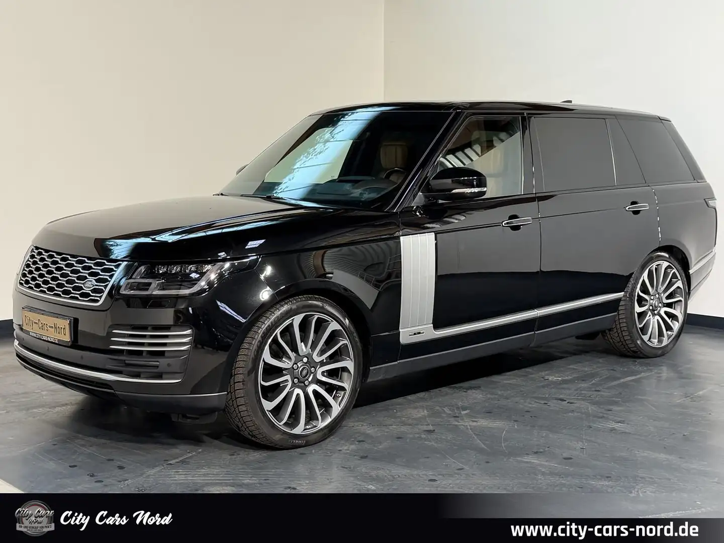 Land Rover Range Rover Autobiography 5.0 LWB PANO+MERIDAN+FOND+HUD+MASS Schwarz - 1