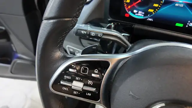 Mercedes-Benz Eqa view 28