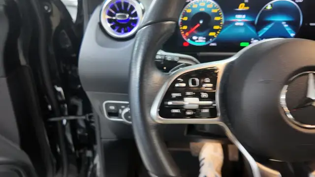 Mercedes-Benz Eqa view 23
