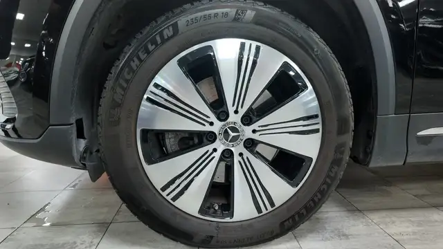 Mercedes-Benz Eqa view 12