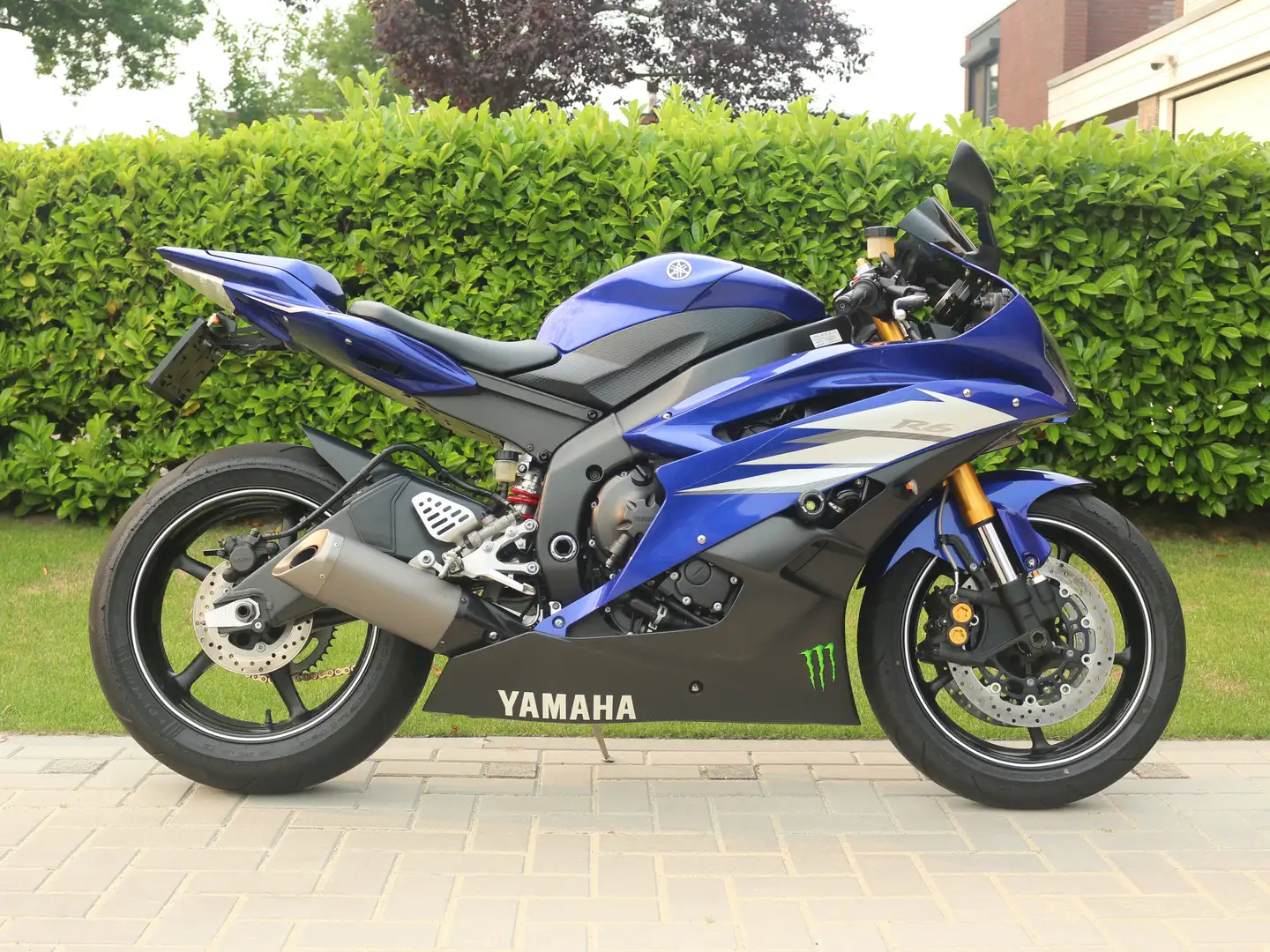 Yamaha YZF-R6 Blue - 2