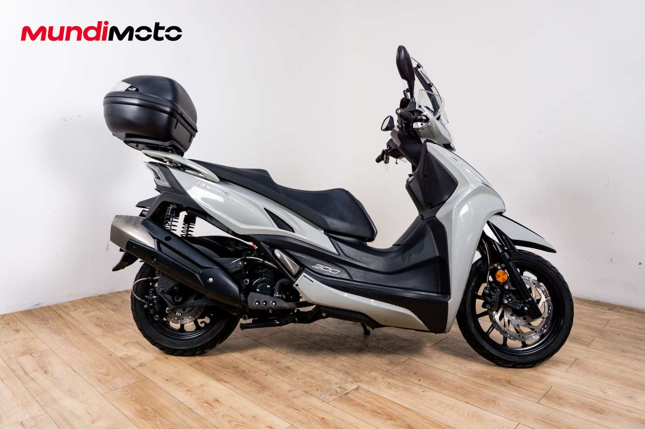 Kymco Agility 300