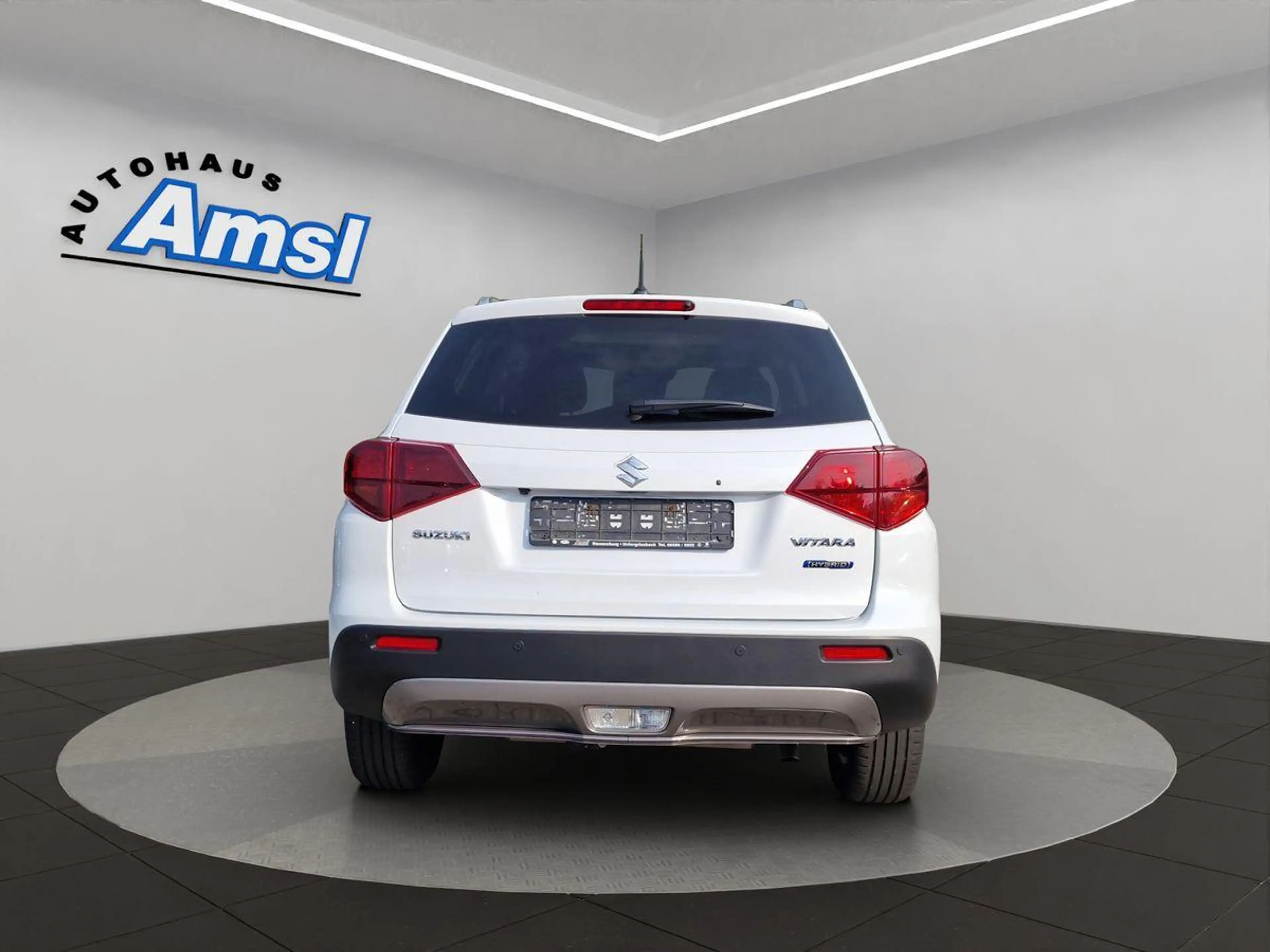 Suzuki Vitara 1.5 Hybrid AGS Comfort+ AllGrip — photo 5