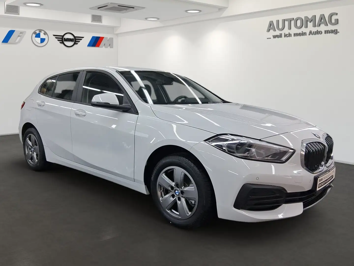 BMW 118 i Automatik*Lenkradheizung*Aut. Heckklappe*Sitzhei Wit - 2