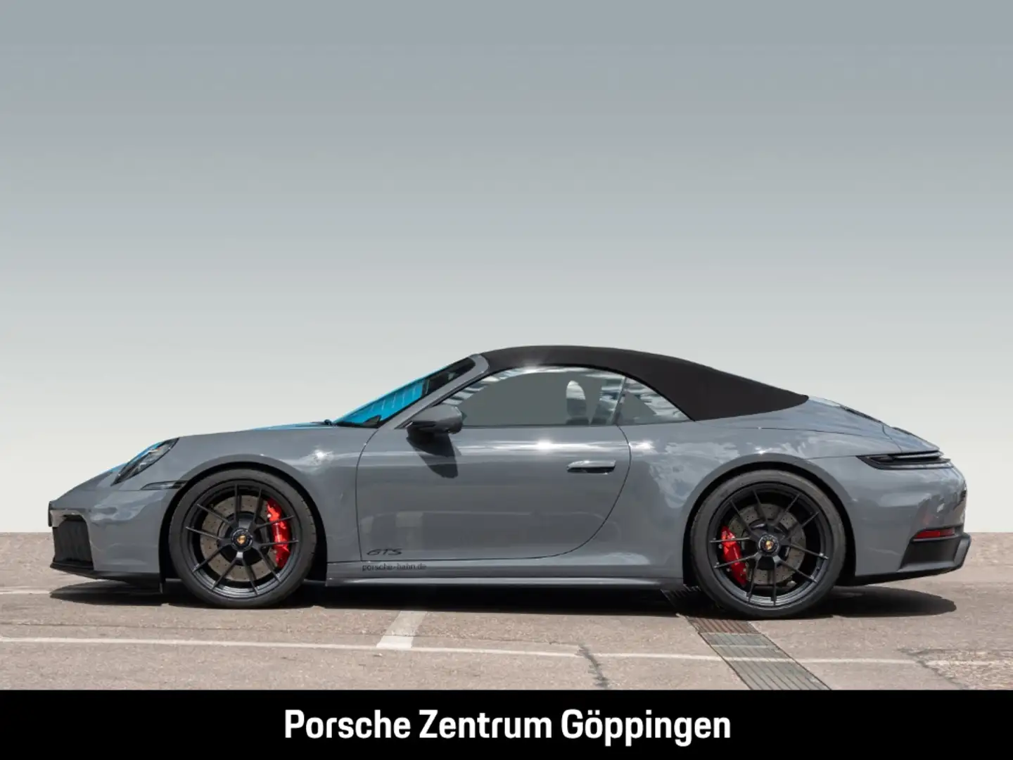 Porsche 992 911 Carrera 4 GTS Cabrio Burmester LED Gris - 2