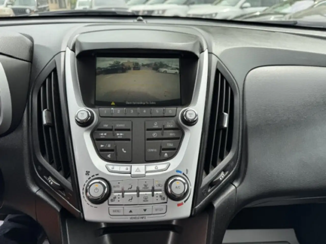 Chevrolet Equinox снимка Chevrolet Equinox