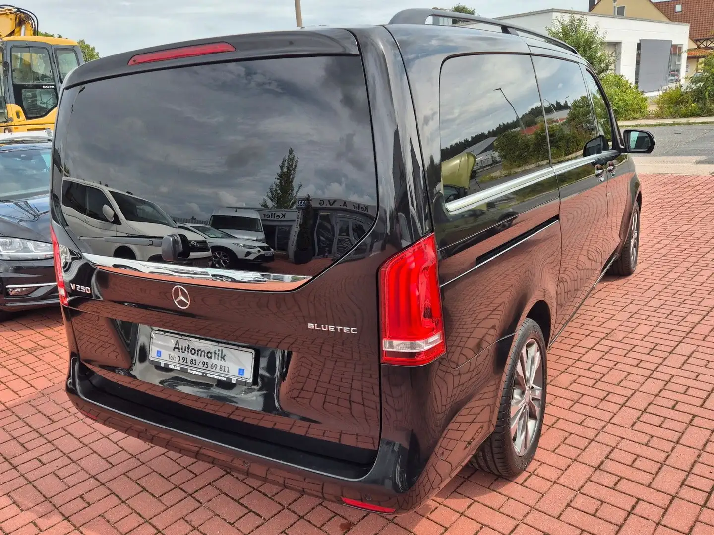 Mercedes-Benz V 220 CDI AVANTG. 7 Sitze, Standheizung, LED Negro - 2