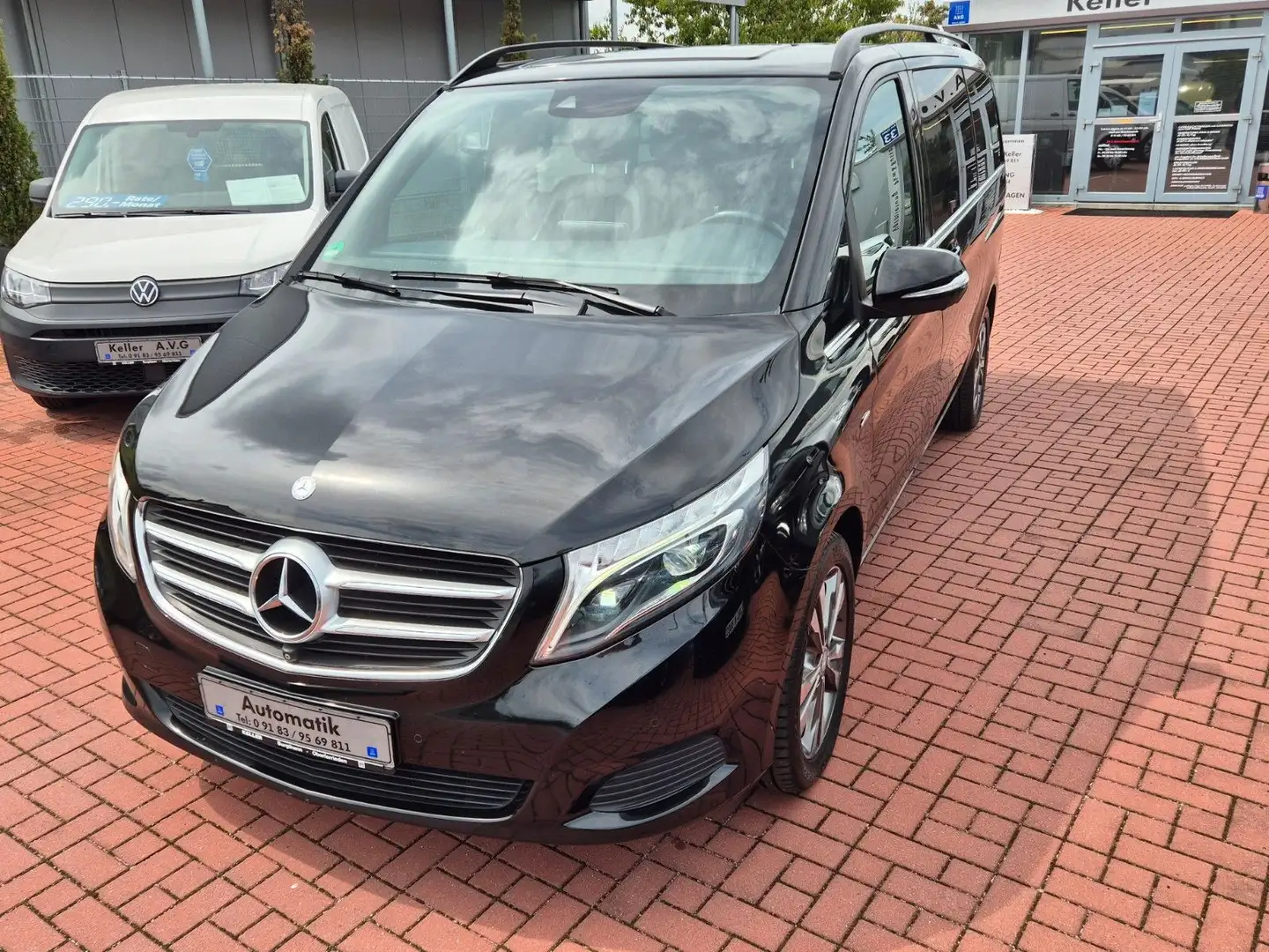 Mercedes-Benz V 220 CDI AVANTG. 7 Sitze, Standheizung, LED Negro - 1