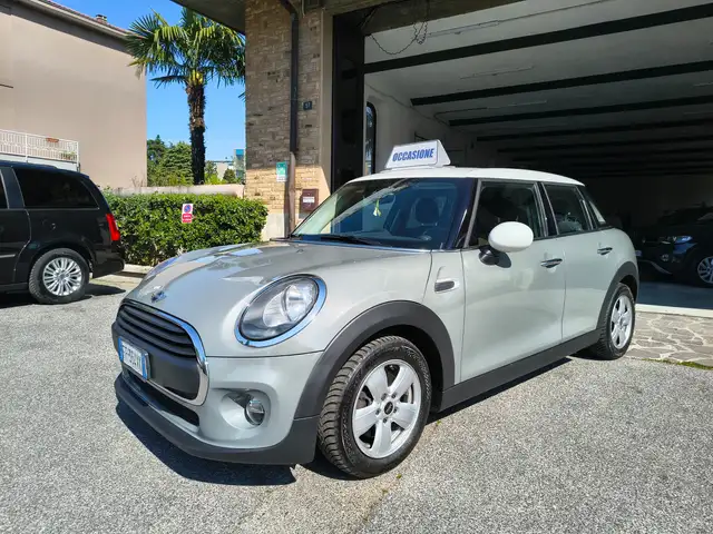 MINI Cooper 1.5 Boost 5p - Garanzia 12 mesi