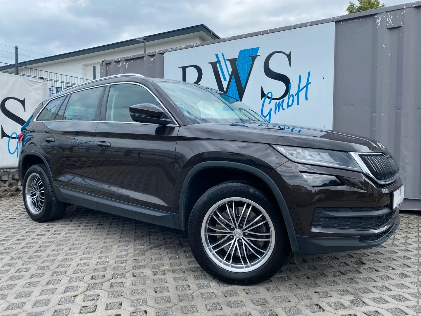 Skoda Kodiaq Style 4x4 DSG/AHK/Navi/LED*Verkehr Braun - 1