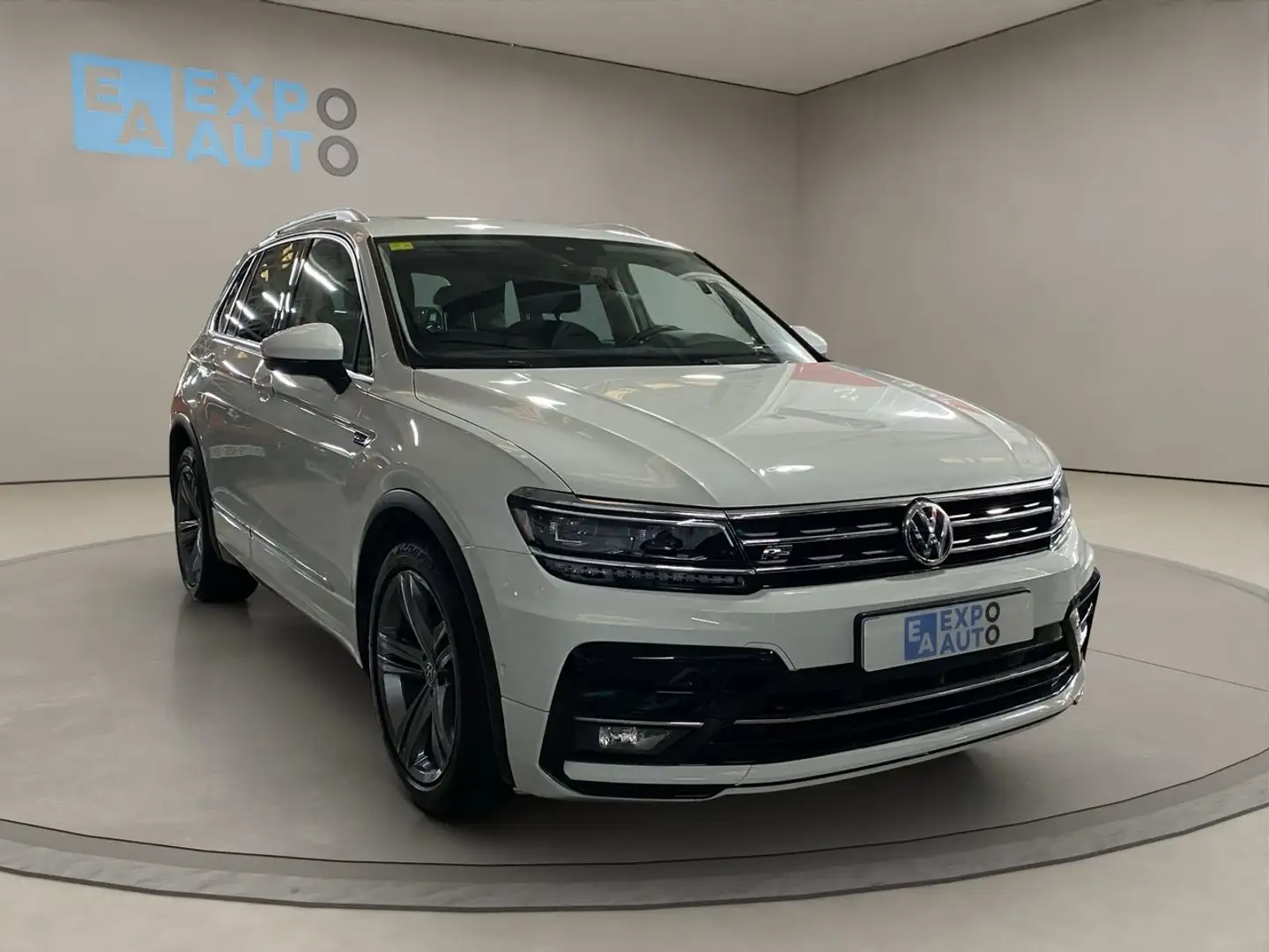 Volkswagen Tiguan 2.0TDI Sport Blanc - 1