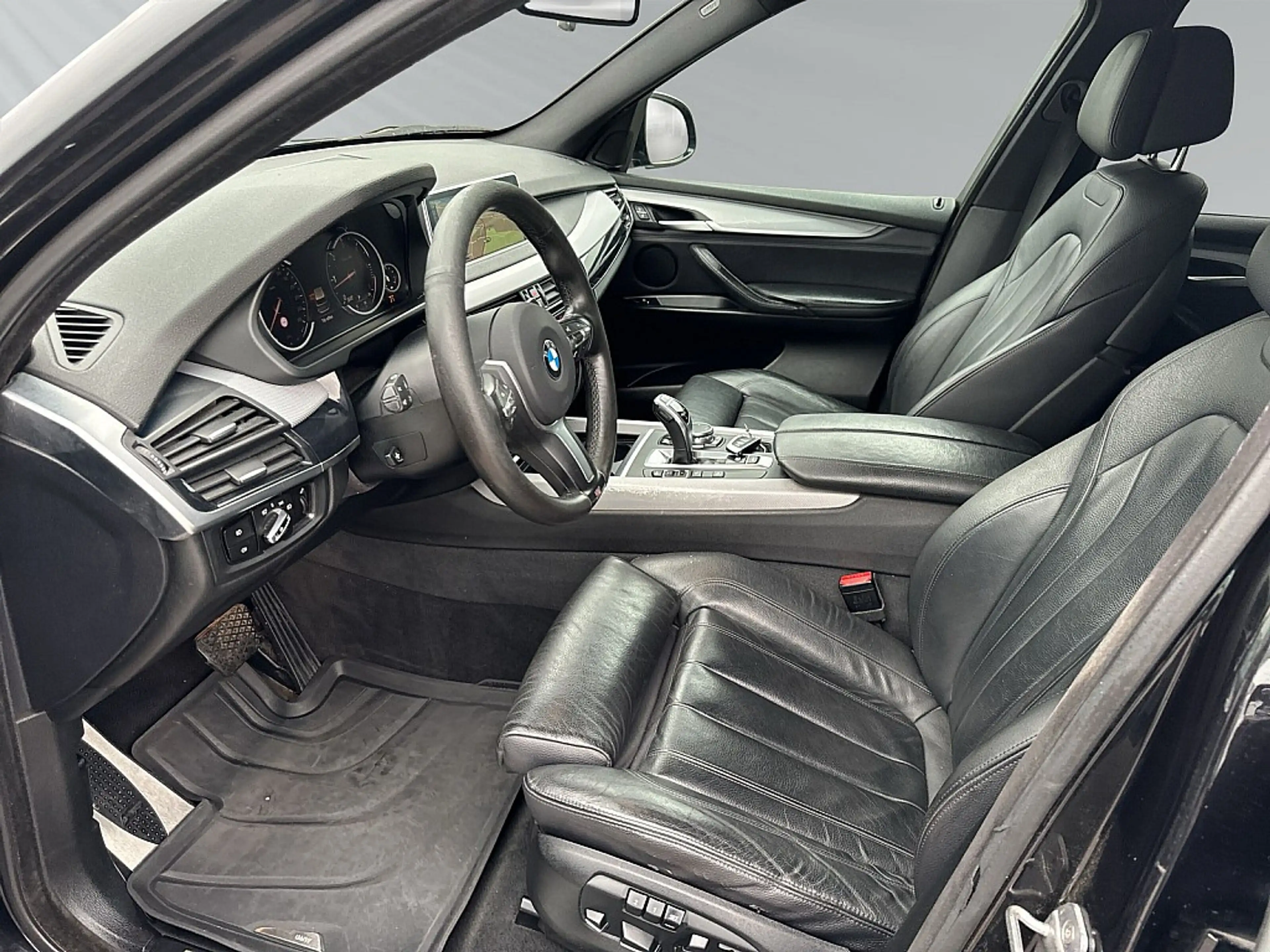 BMW X5 xDrive30d Österreich-Paket Aut. — photo 9