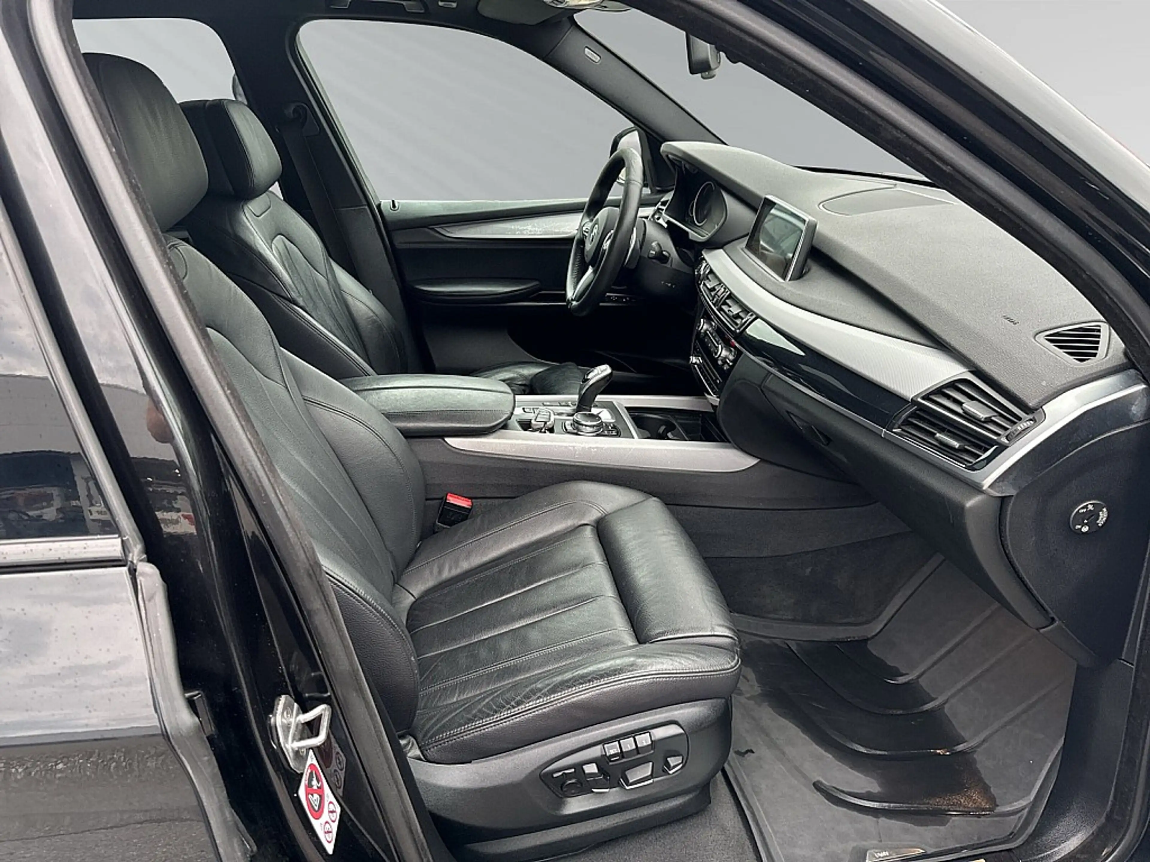 BMW X5 xDrive30d Österreich-Paket Aut. — photo 10