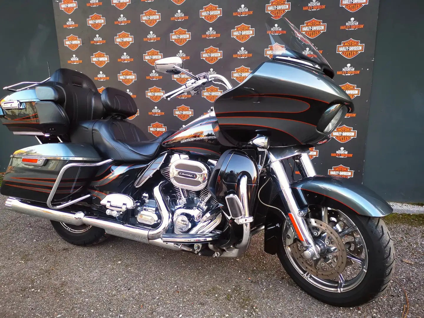Harley-Davidson CVO Limited cvo road glide limited Grijs - 1