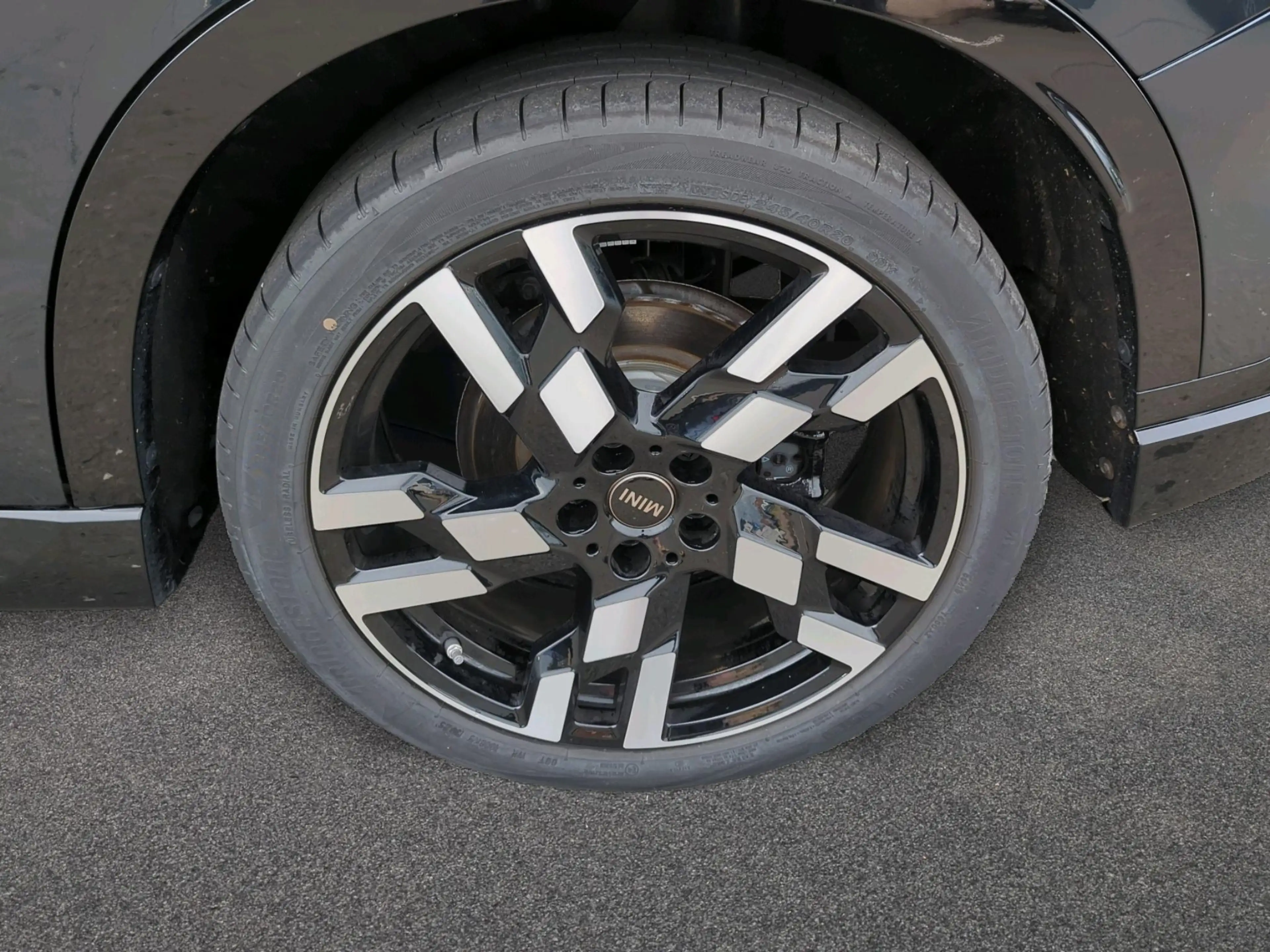 MINI Countryman S All4 John Cooper Works Trim — photo 10
