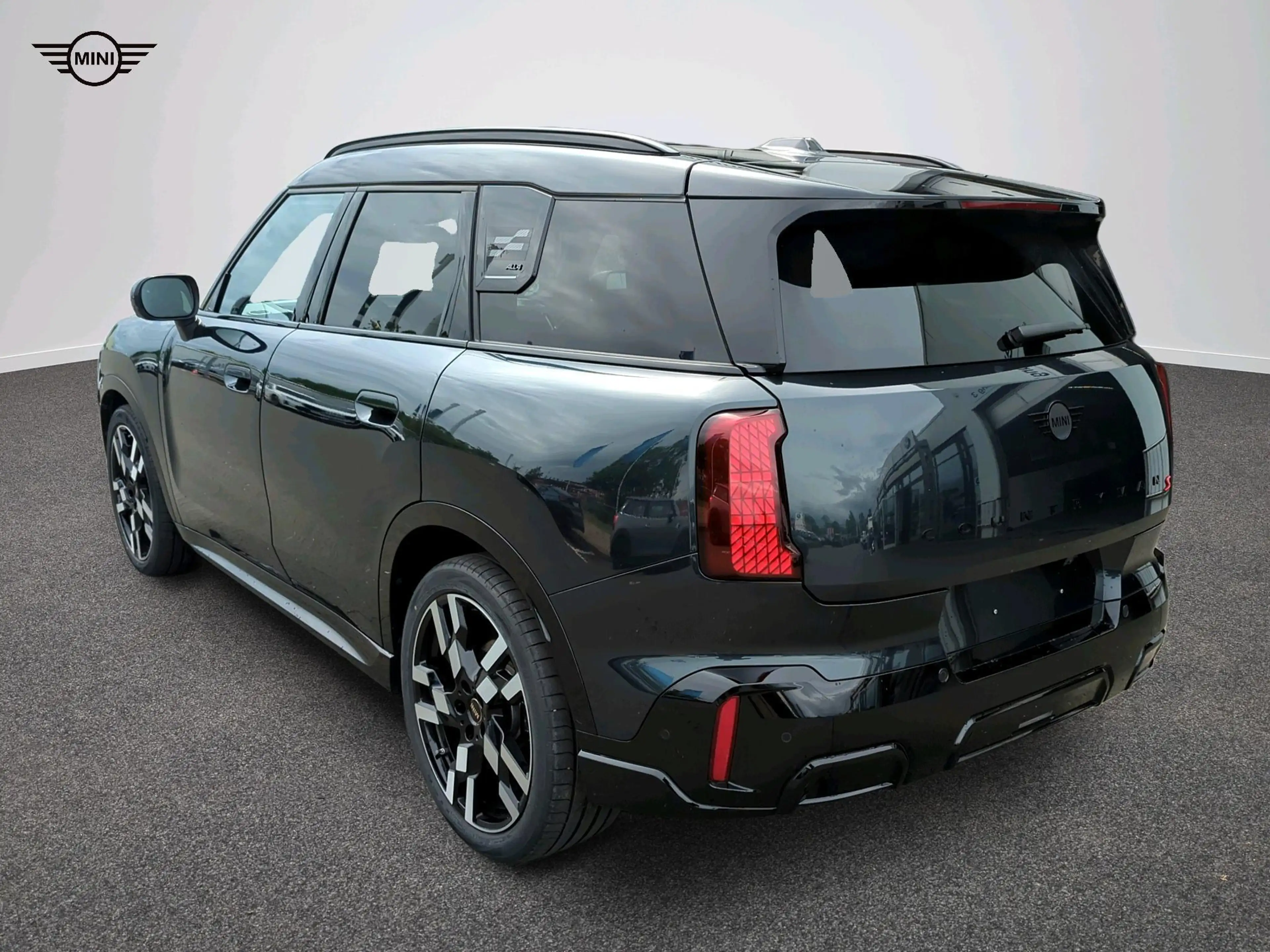 MINI Countryman S All4 John Cooper Works Trim — photo 6