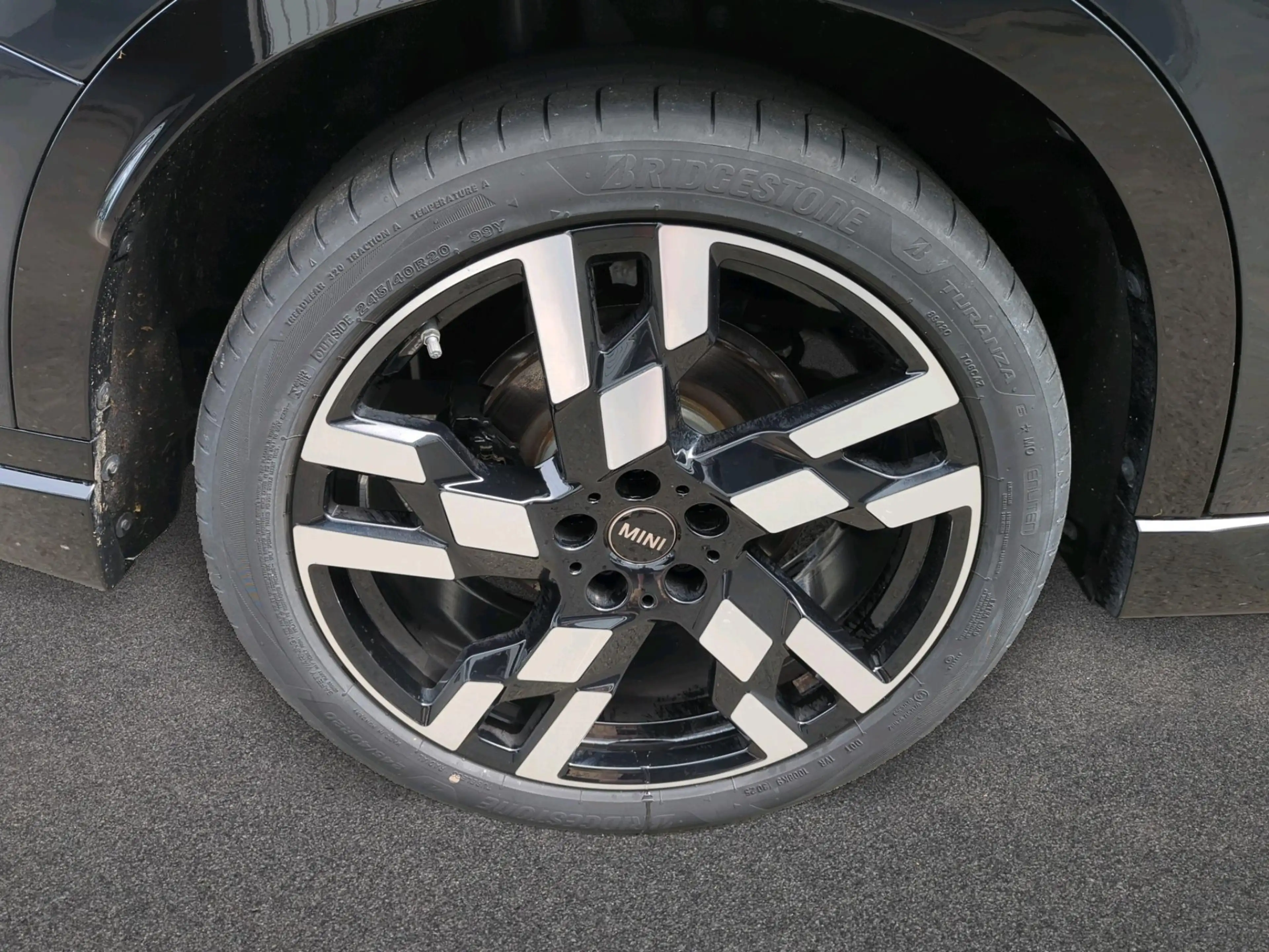 MINI Countryman S All4 John Cooper Works Trim — photo 8