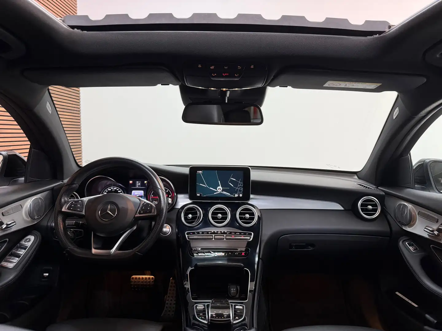 Mercedes-Benz GLC 250 Coupé d 4MATIC Edition 1 | Pano | AMG | Burmester Wit - 2