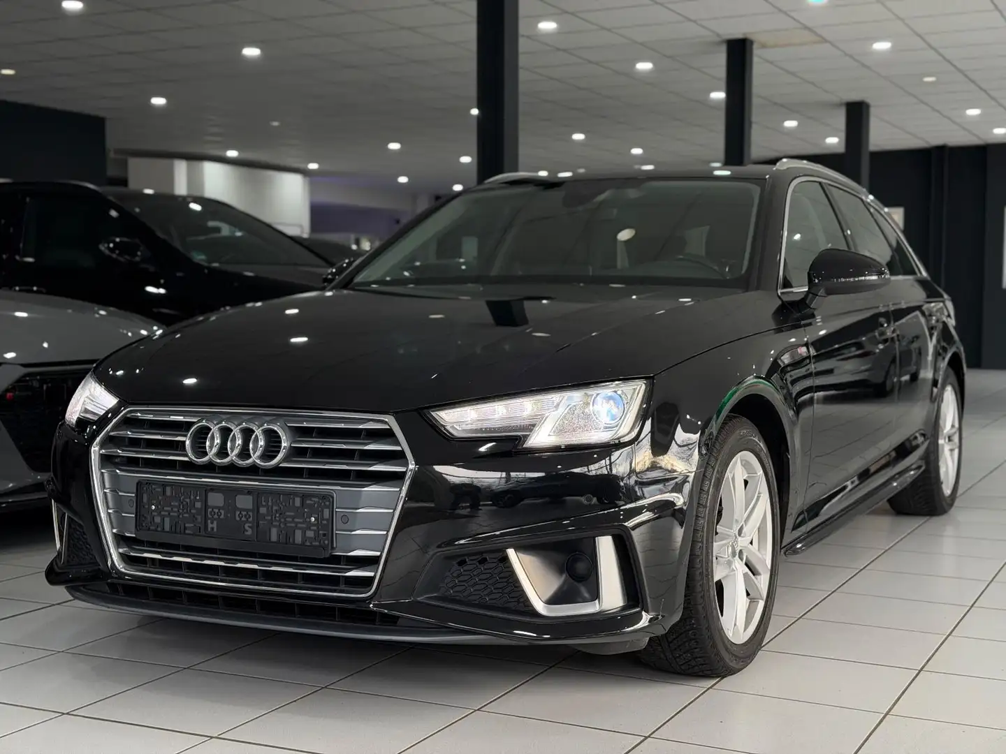 Audi A4 Avant 35 TDI sport*S LINE*KAMERA*MASSAGE*ACC* Schwarz - 2