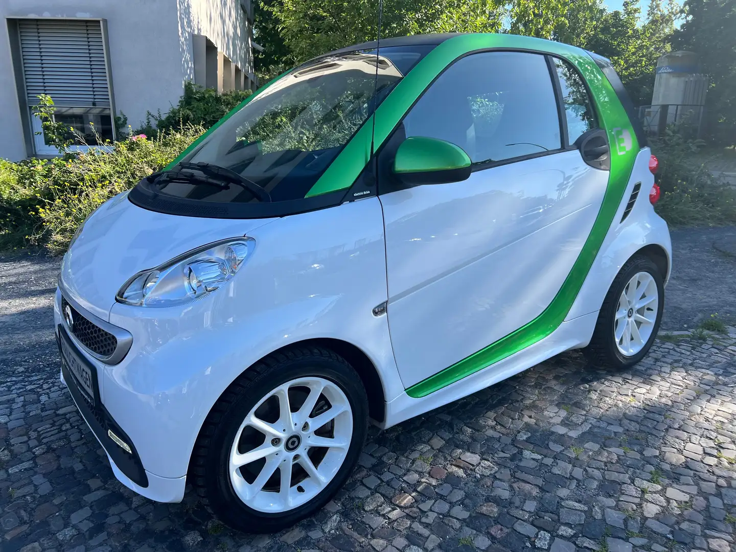 smart forTwo electric drive erste Hand Zielony - 2