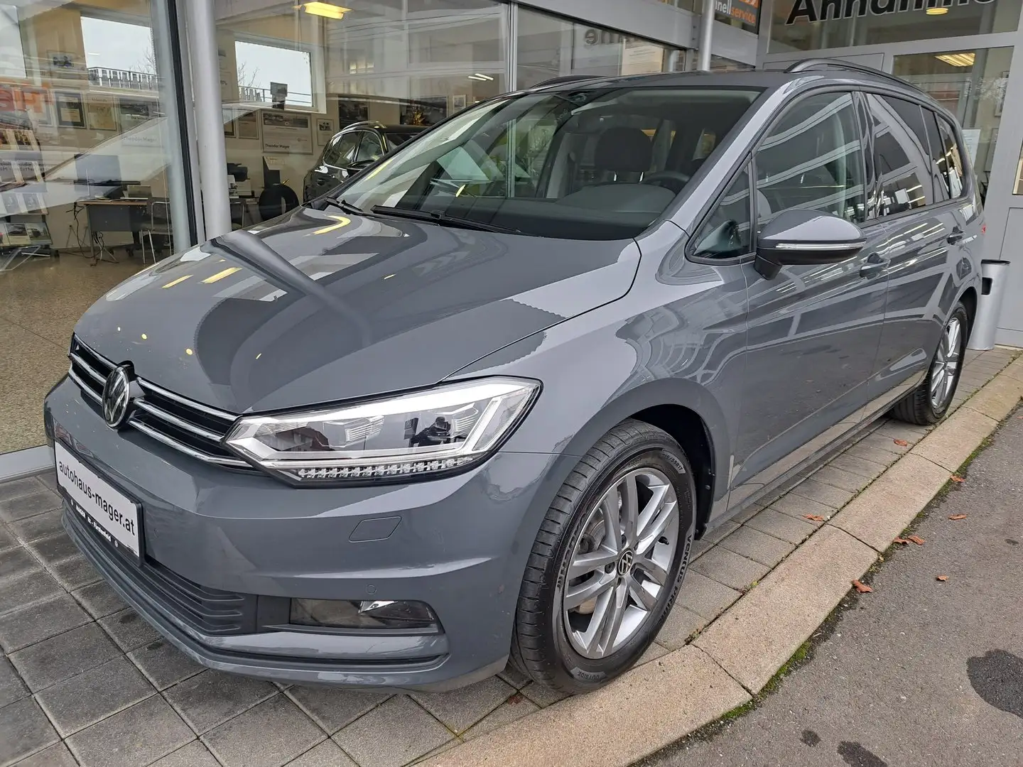 Volkswagen Touran Friends TDI Grau - 1