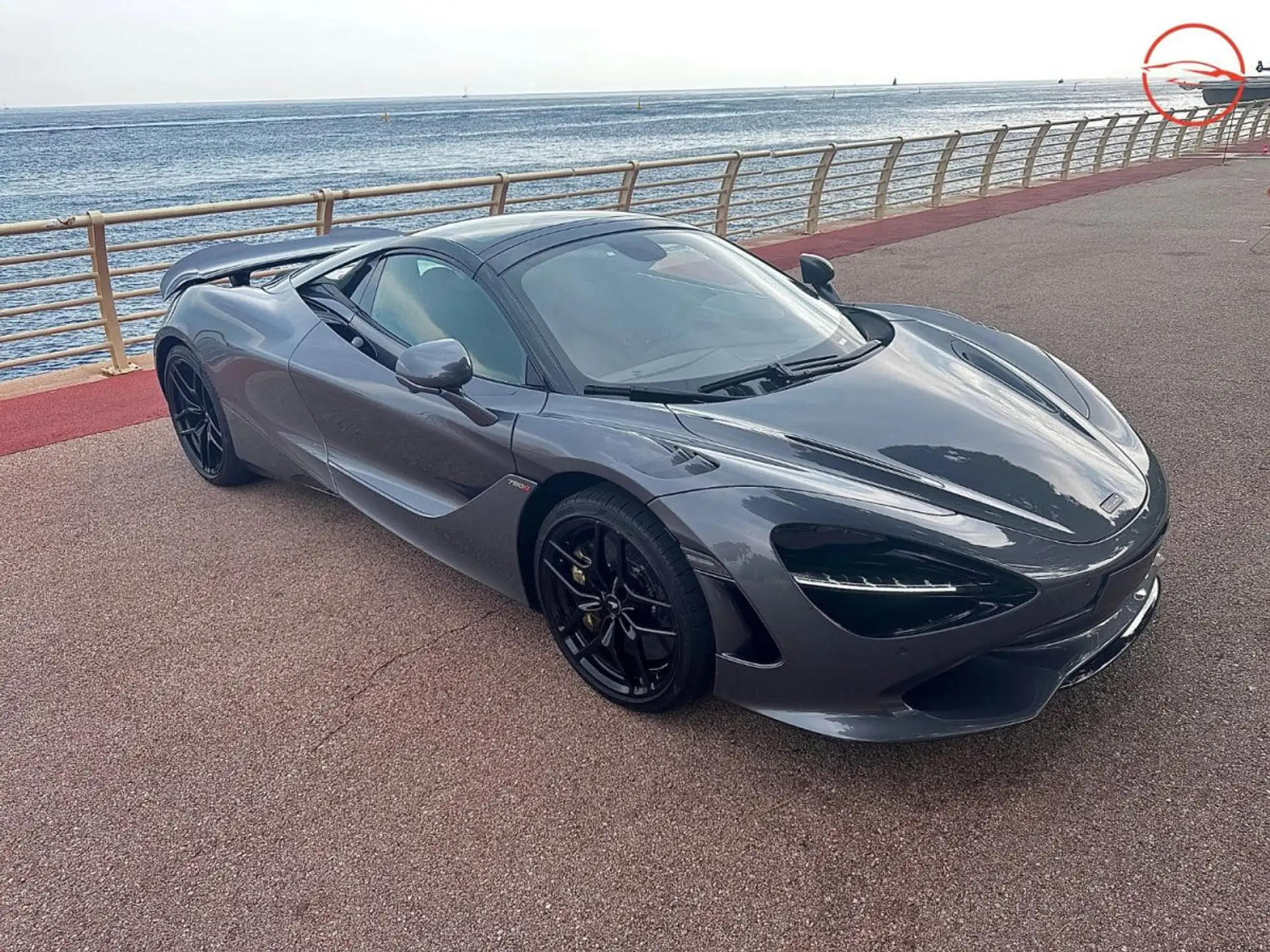 맥라렌 750S 750 2024 회색 사진 8