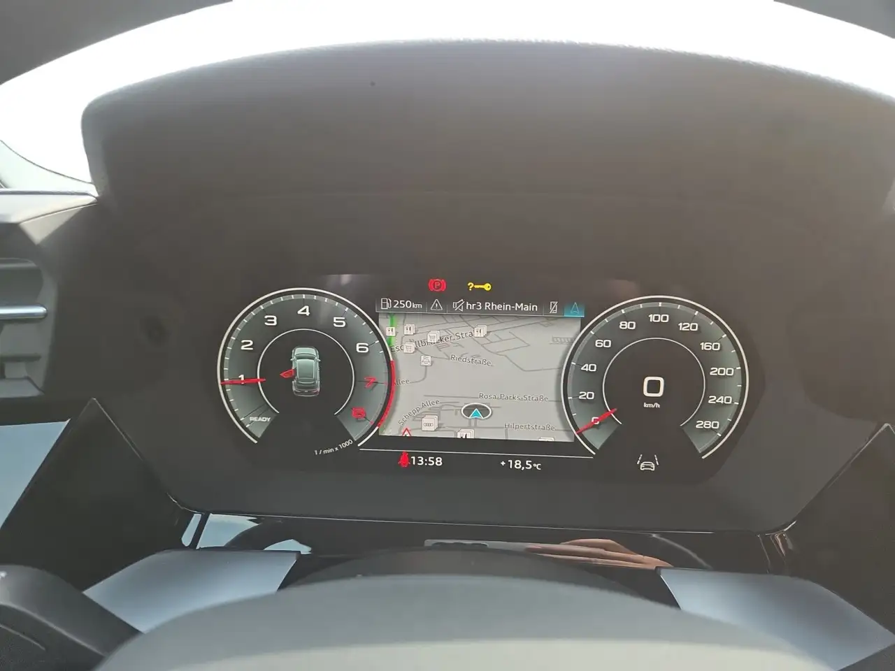 Audi A3 S line 35 TFSI, ACC/KAM/VIRTUAL/NAV 9