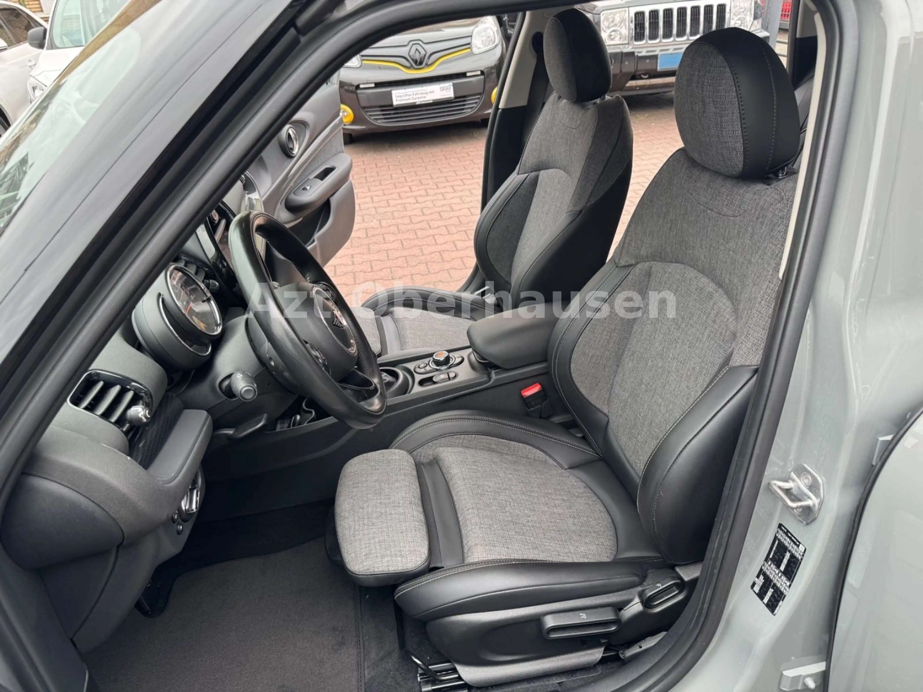 MINI Cooper SD Clubman *AUTOMATIK*ACC*CARPLAY* — photo 23