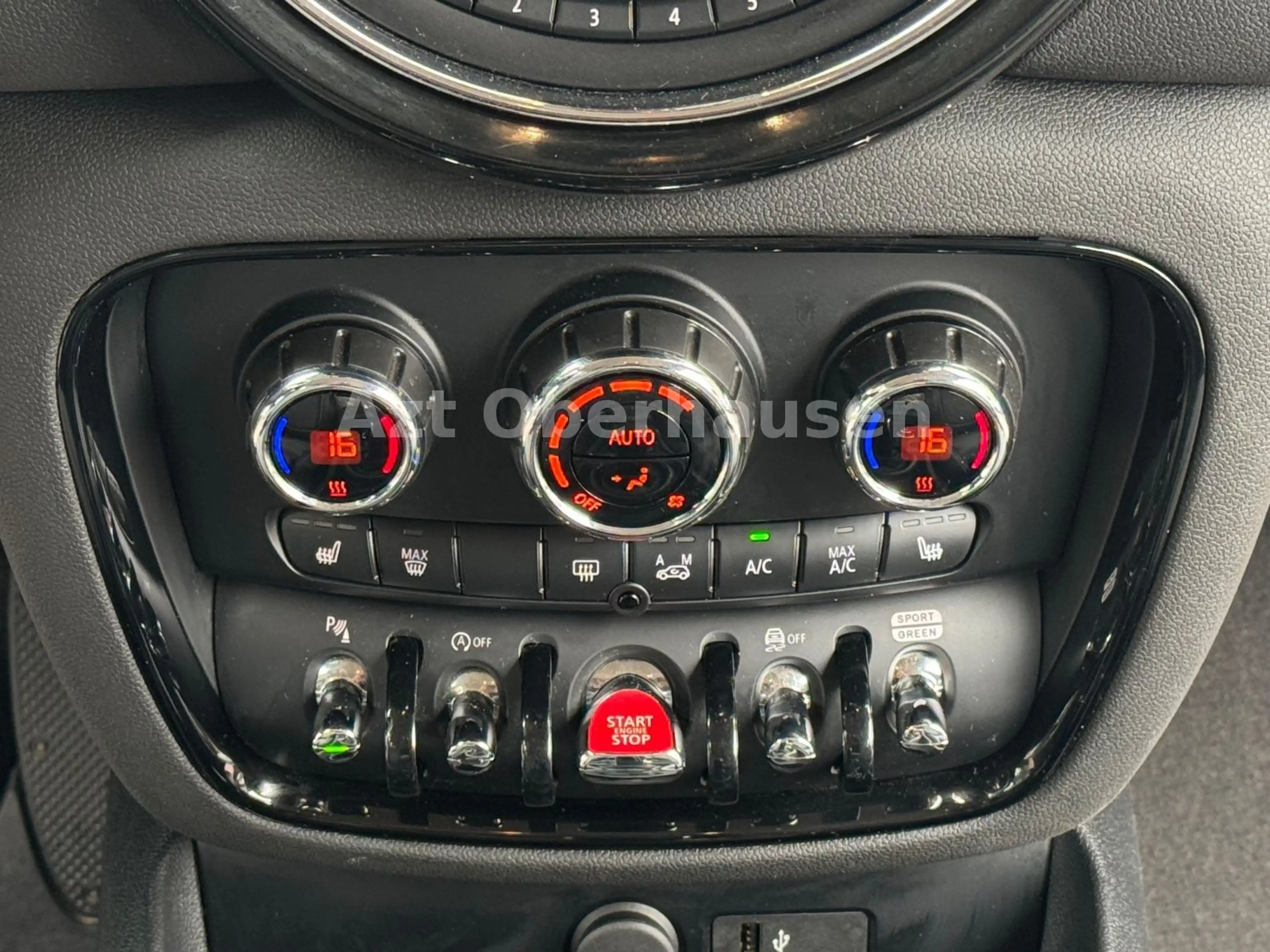 MINI Cooper SD Clubman *AUTOMATIK*ACC*CARPLAY* — photo 19