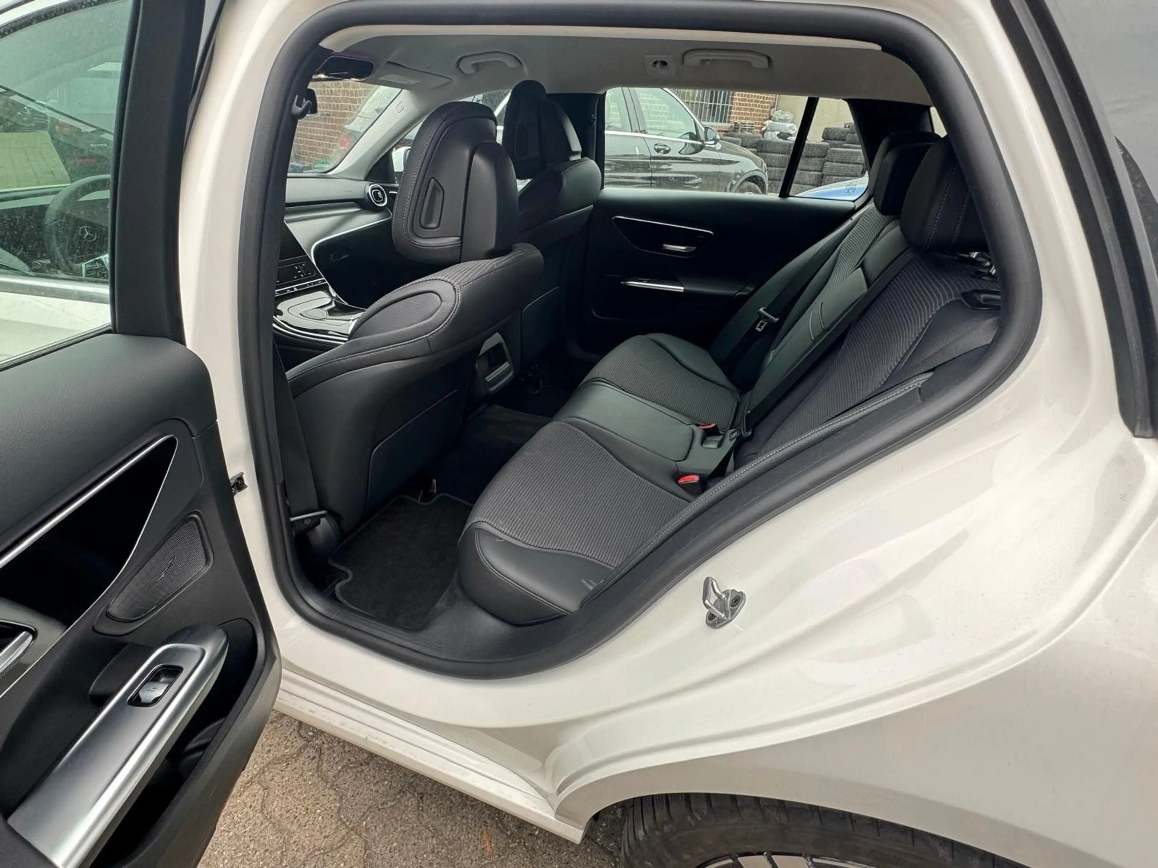Mercedes-Benz C 220 d Avantgarde 9G-Tr/360°MBUX — photo 6