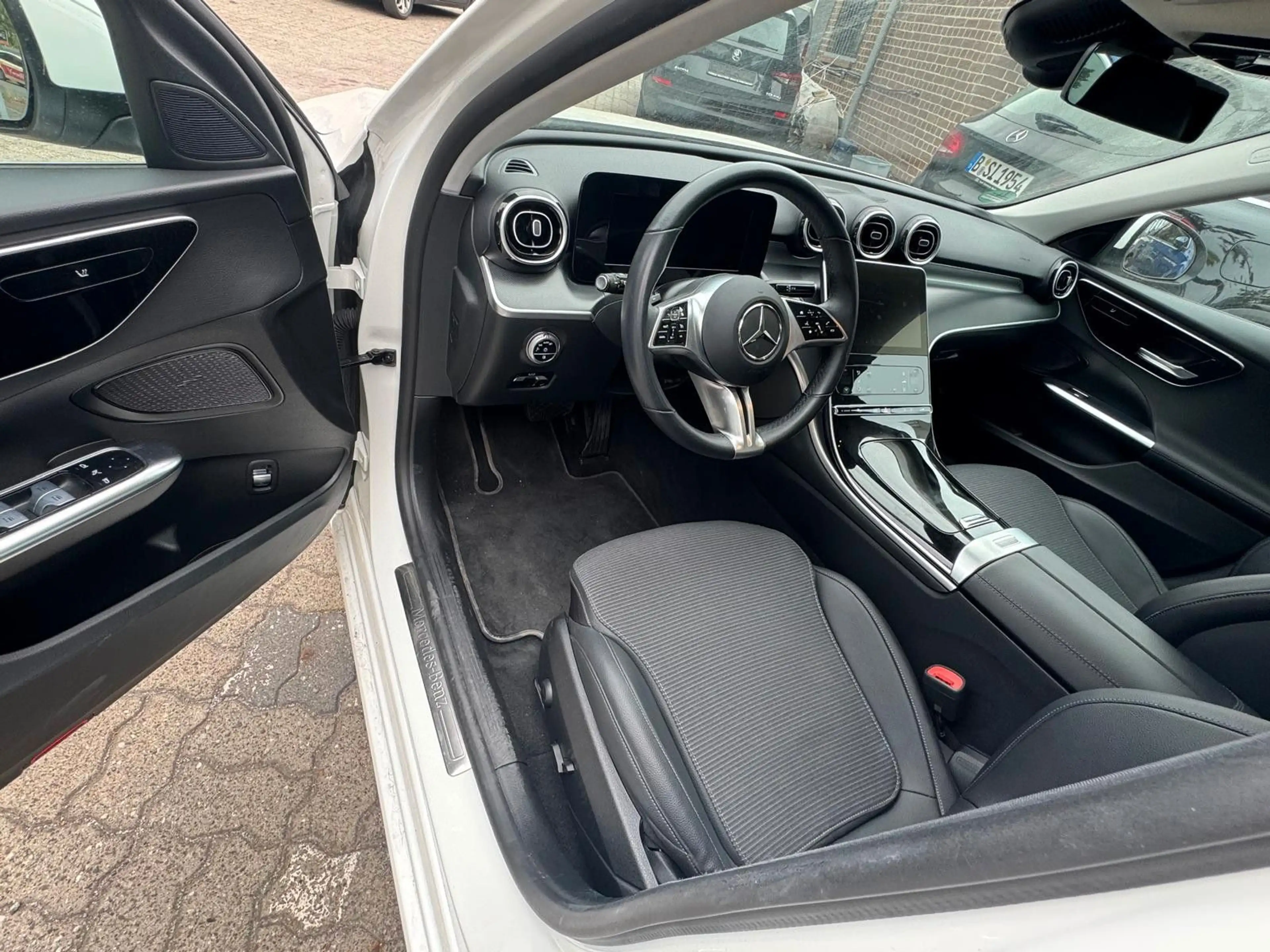 Mercedes-Benz C 220 d Avantgarde 9G-Tr/360°MBUX — photo 5