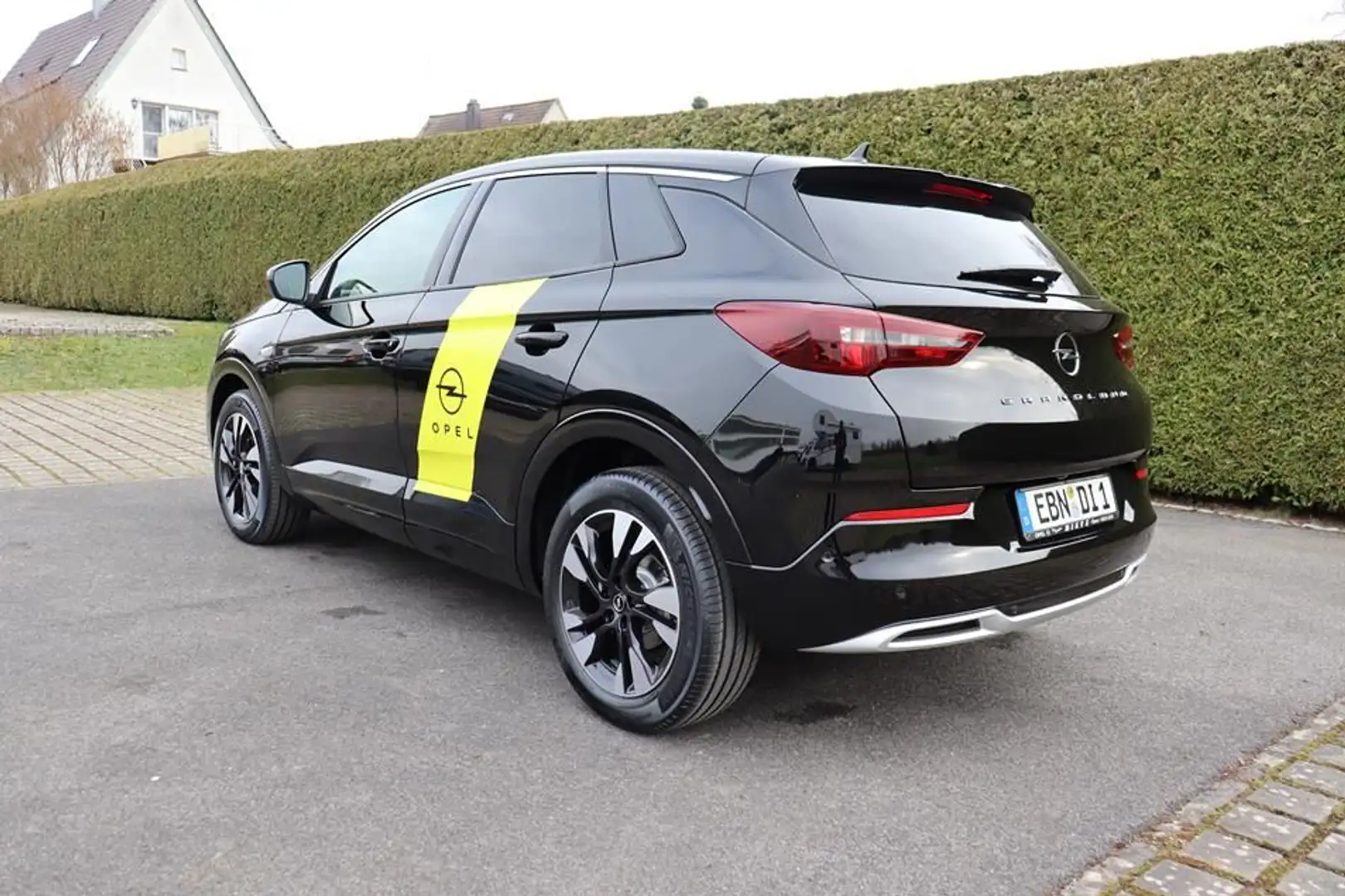 Opel Grandland X Grandland Elegance 1.5 Diesel 96 kW (130 PS) Negro - 2