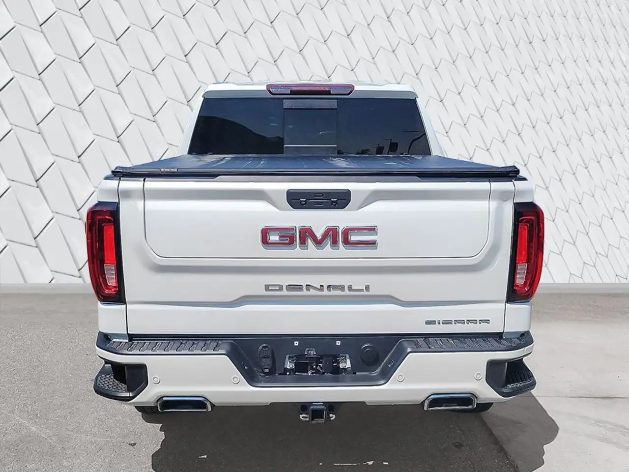 GMC Sierra 1500 photo GMC Sierra 1500